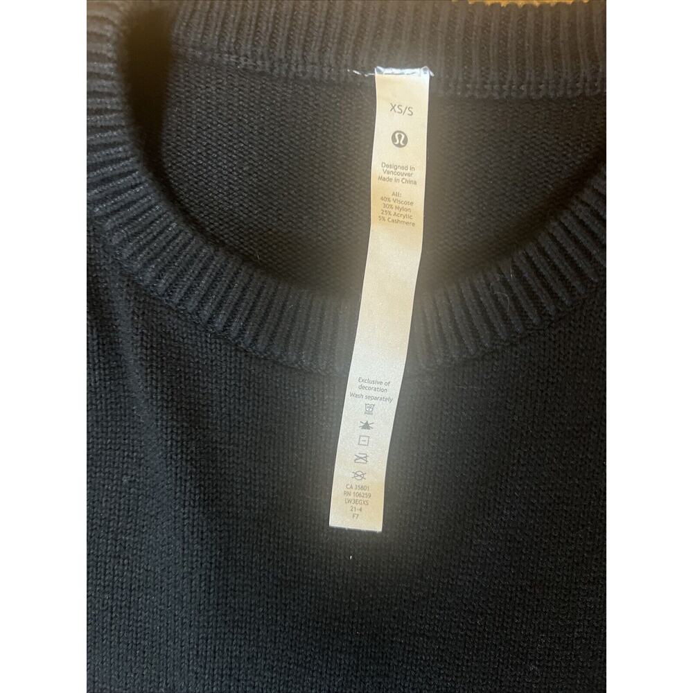 Lululemon Size XS/S Cashlu Boxy Crewneck Sweater - Picture 5 of 6